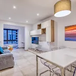 Apartment Modern In Next To The Sea