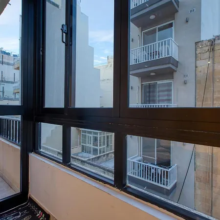 Modern In Next To The Sea * Σλιέμα