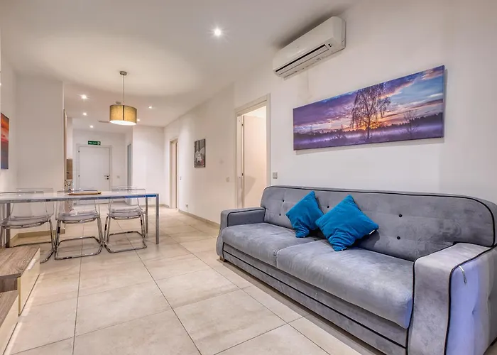 Διαμέρισμα Modern In Next To The Sea *